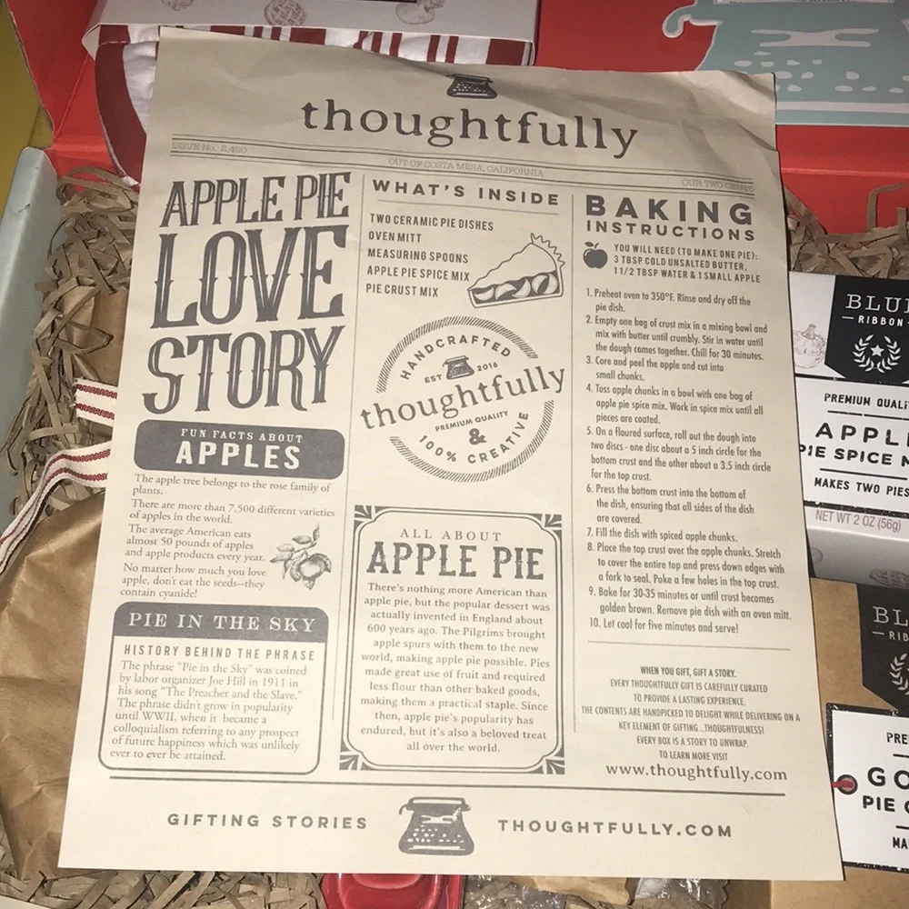 NWT Apple Pie Gift Set by thoughtfully